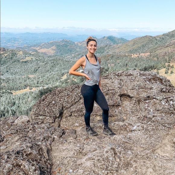 Meet your Posher, Jenny - Picture 7 of 8